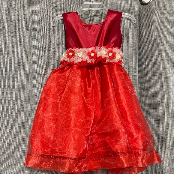 Baby Girl Red Tulle Dress Holiday Outfit with Beaded Belt - Picture 7 of 7